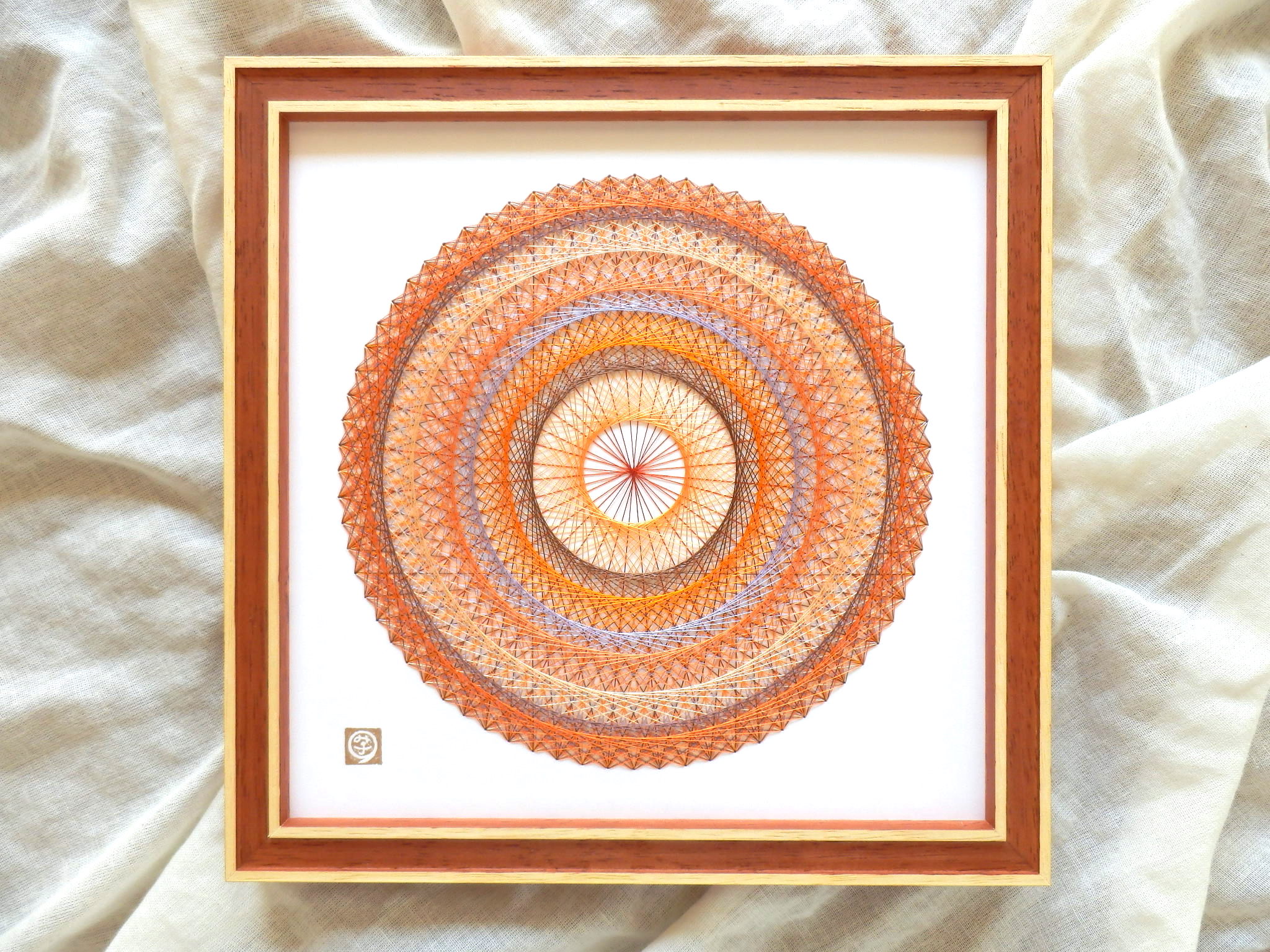 #84完成 シンプルに円形の曼荼羅 秋のオレンジをイメージして